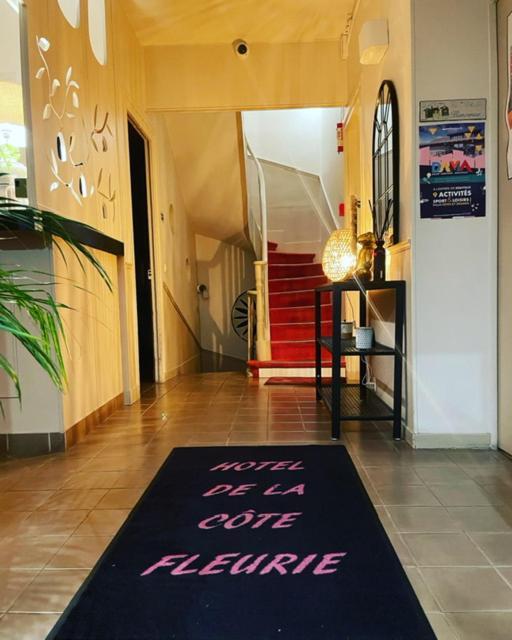 Hotel De La Cote Fleurie Deauville Bagian luar foto