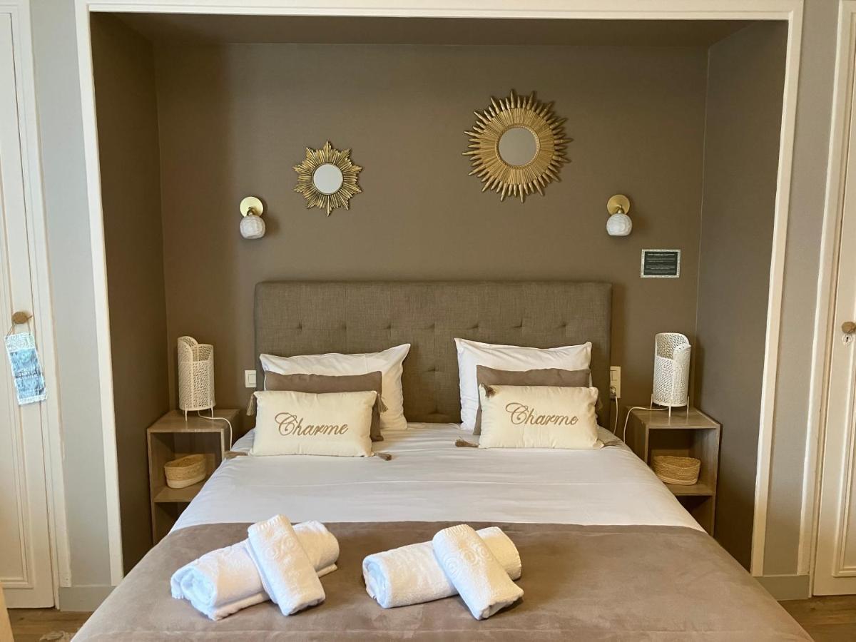 Hotel De La Cote Fleurie Deauville Bagian luar foto